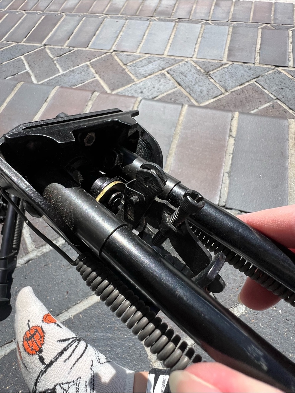 9 Inch Black Bipod for Hunting - Picture 6 of 10